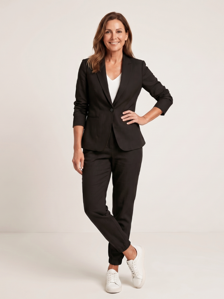 Notch Collar Tailored Suit for Women - Black