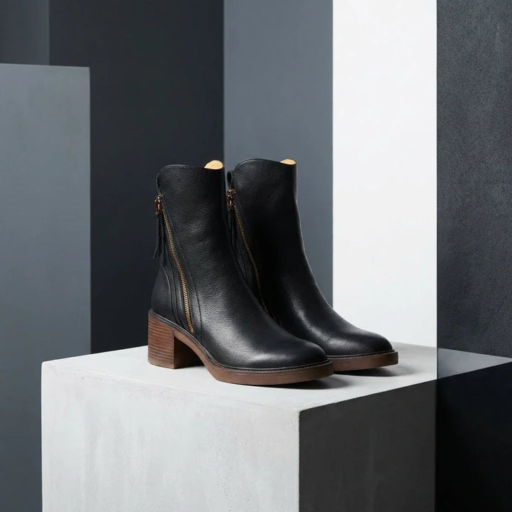 Women's leather side-zip ankle boots - view 9