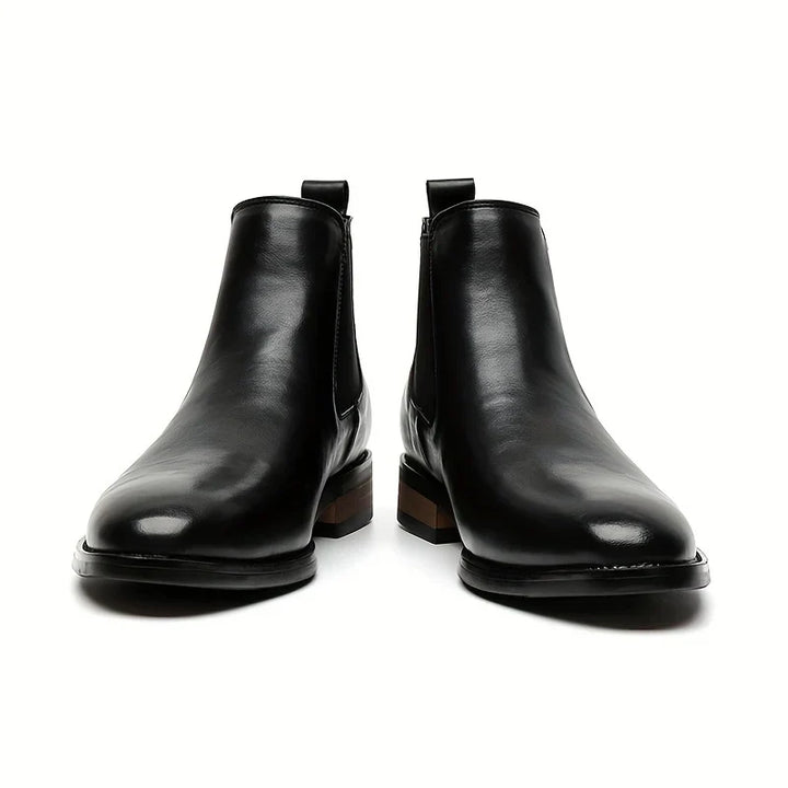 Unisex pointed-toe leather Chelsea boots - view 1