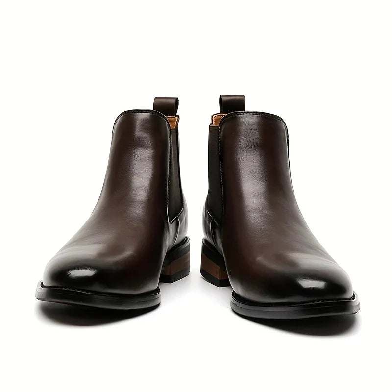Unisex pointed-toe leather Chelsea boots - view 5