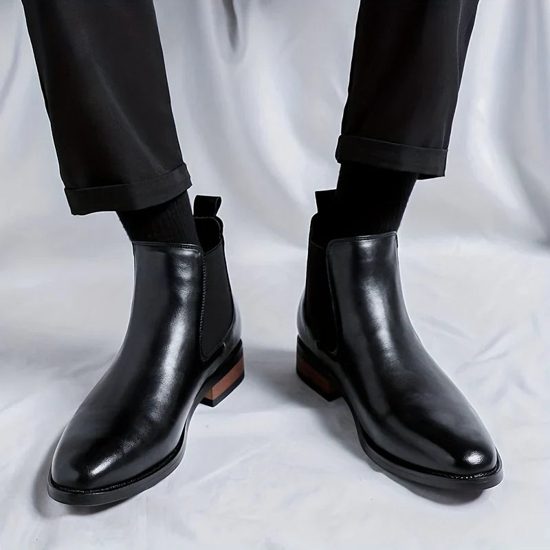 Unisex pointed-toe leather Chelsea boots - view 6