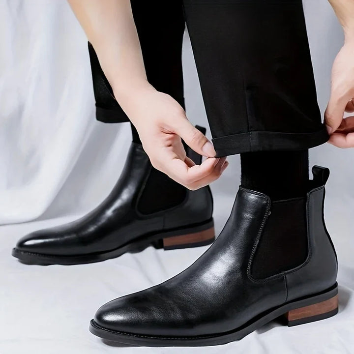Unisex pointed-toe leather Chelsea boots - view 8