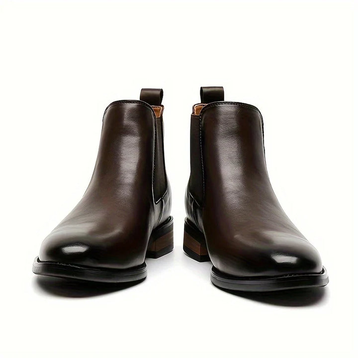 Unisex pointed-toe leather Chelsea boots - view 9