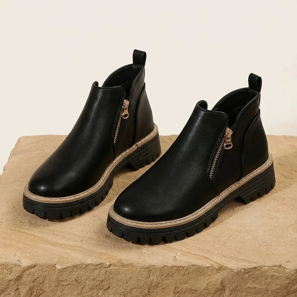 Women's platform Chelsea ankle boots - view 3