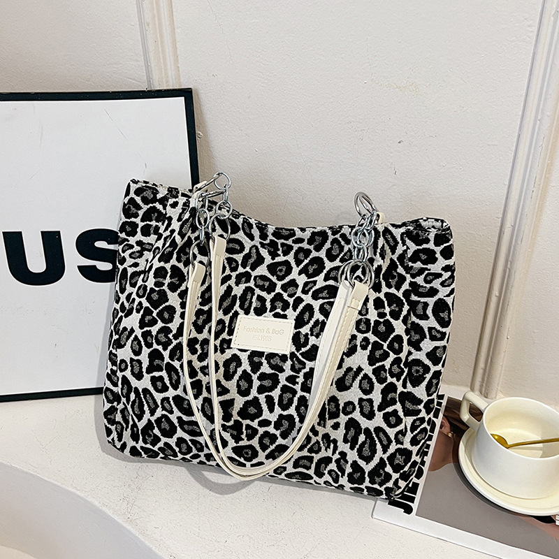 Roxane | Leopard Lush Tote