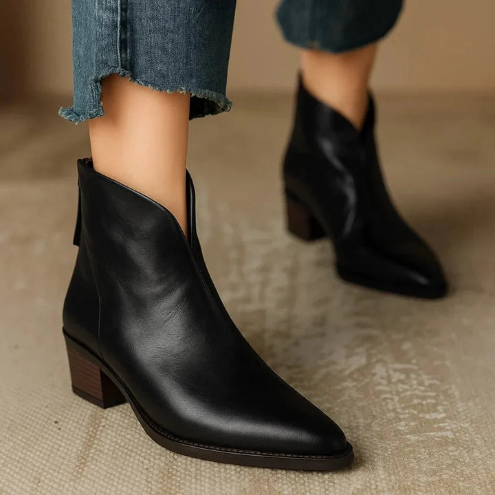 Women's low-cut leather ankle boots - view 1