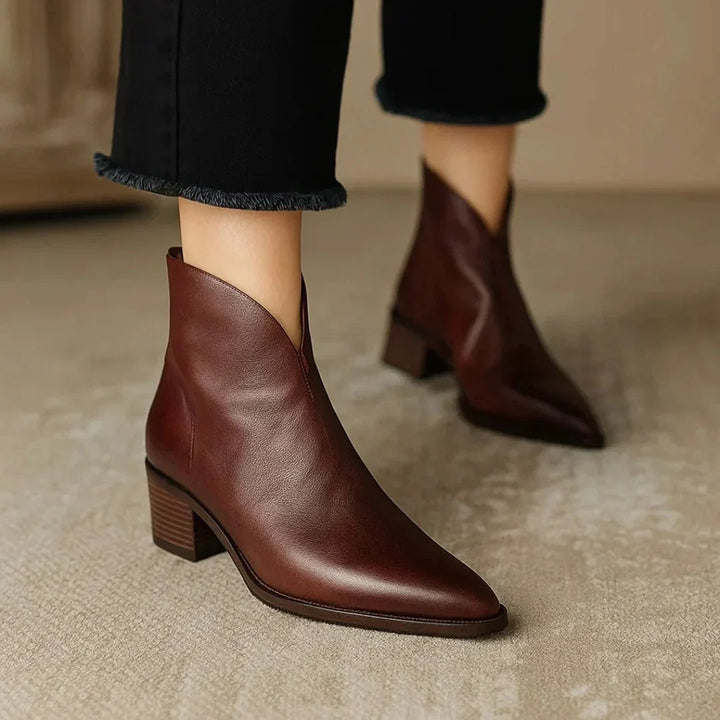 Women's low-cut leather ankle boots - view 2