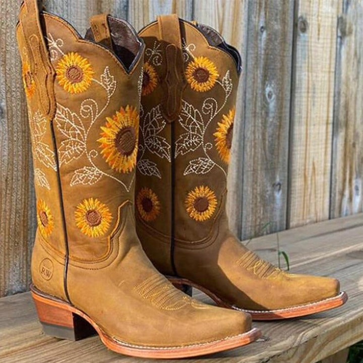 Sunniva | Women's Wide Calf Western Cowboy Boots